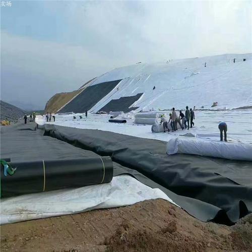 防渗膜的隔离功能降低雨水的侵蚀程度具体应用